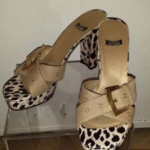 Stuart Weitzman Animal Print Chunky 4” Sandler